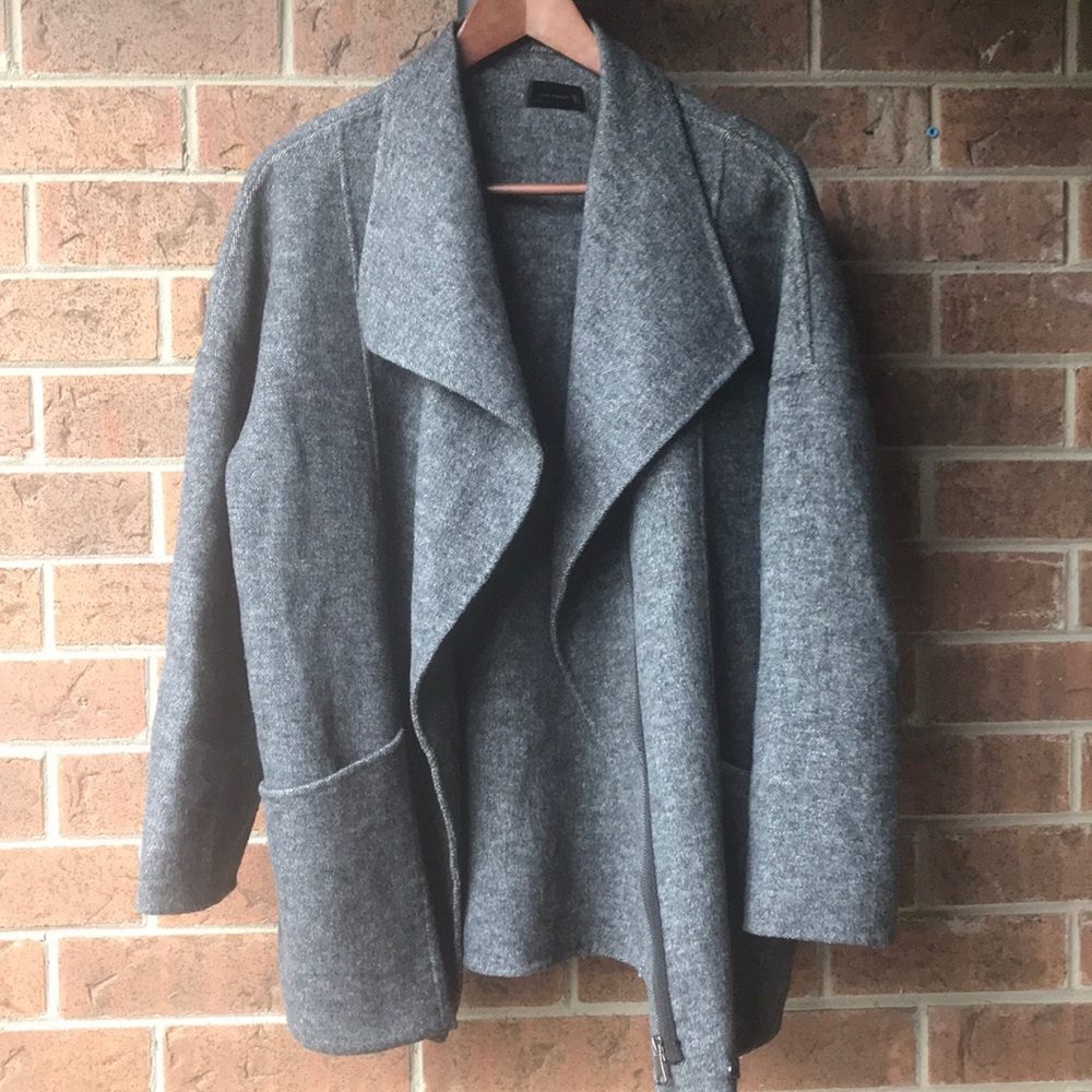 Zara Handmade Grey Sweater-Jacket. - Picture 4 of 7